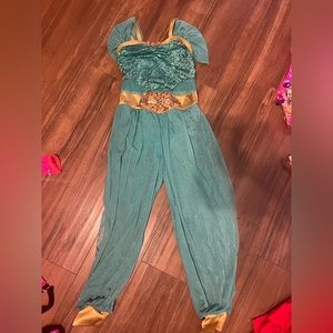 Jasmine inspired dance costume